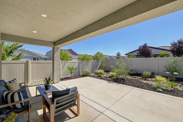 8952 Cerro Vista Dr, El Dorado Hills, CA 95762