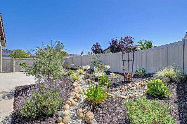 8952 Cerro Vista Dr, El Dorado Hills, CA 95762