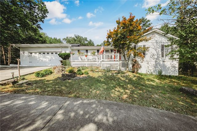 10 Narrows Drive, Holiday Island, AR 72631