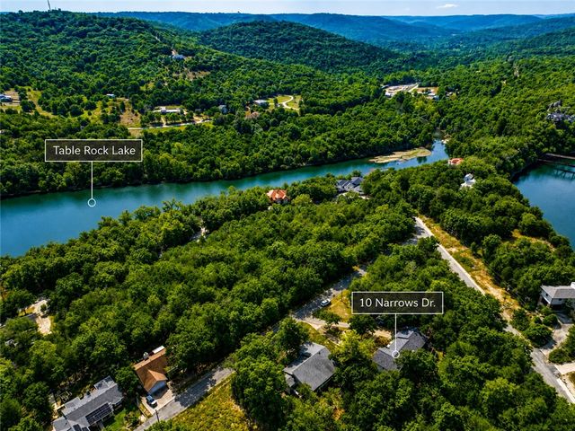 10 Narrows Drive, Holiday Island, AR 72631
