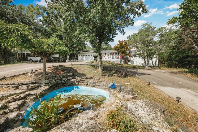 10 Narrows Drive, Holiday Island, AR 72631
