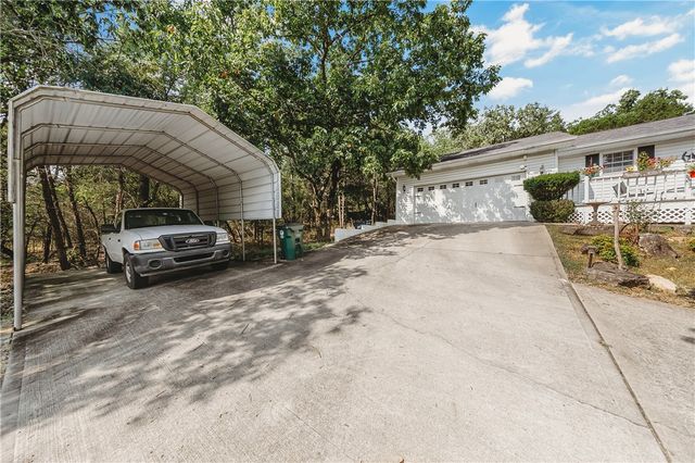 10 Narrows Drive, Holiday Island, AR 72631