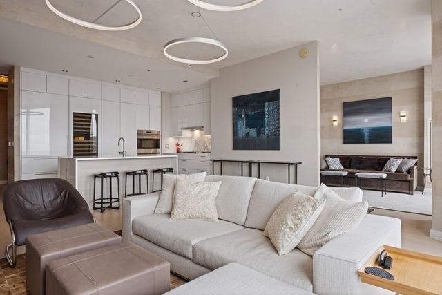 1 Franklin St 5204, Boston, MA 02110