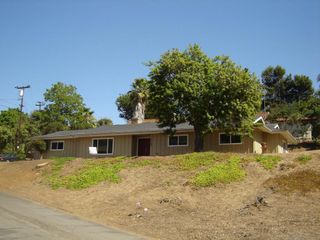 1320 Morning Glory Pl, Vista, CA 92084