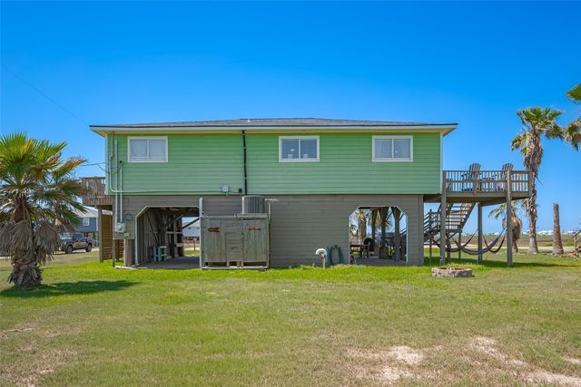 510 Oyster Street, Surfside Beach, TX 77541