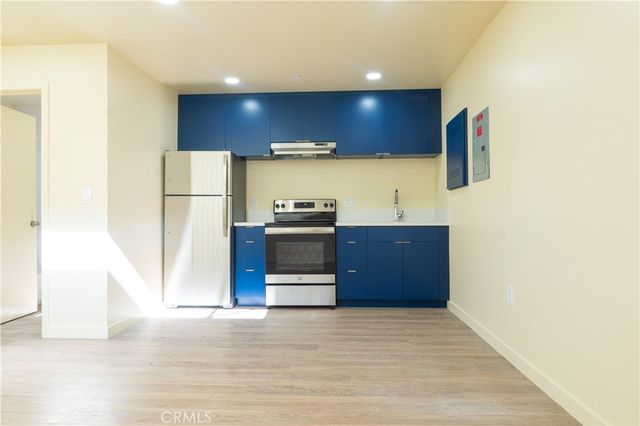 1877 Irving Avenue, San Diego, CA 92113