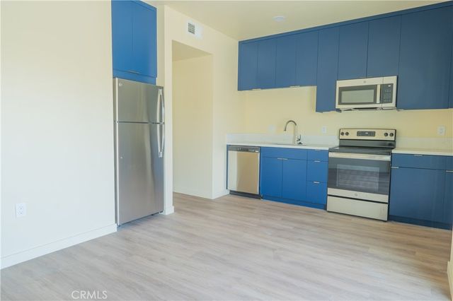 1877 Irving Avenue, San Diego, CA 92113