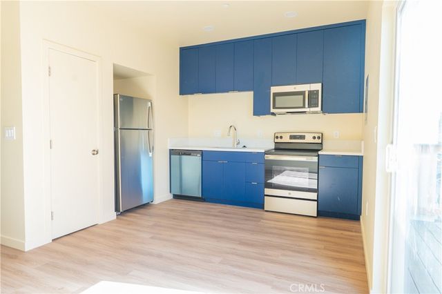 1877 Irving Avenue, San Diego, CA 92113