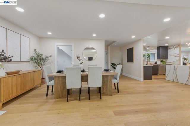 44775 Parkmeadow Dr, Fremont, CA 94539