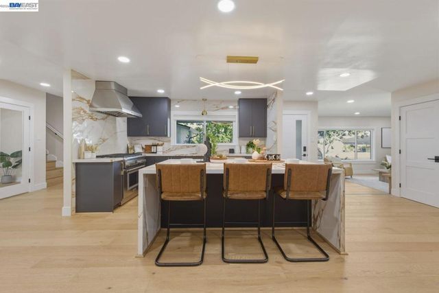 44775 Parkmeadow Dr, Fremont, CA 94539