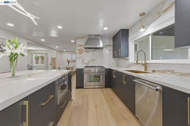 44775 Parkmeadow Dr, Fremont, CA 94539