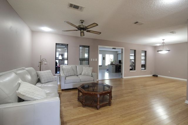 311 McEwen Drive, Niceville, FL 32578