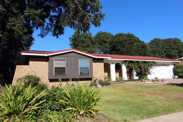 311 McEwen Drive, Niceville, FL 32578