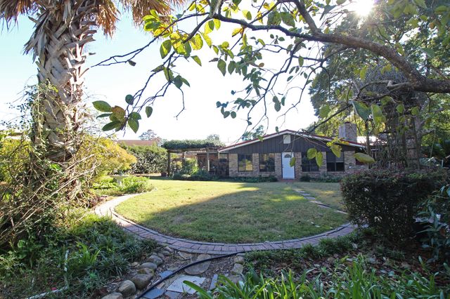 311 McEwen Drive, Niceville, FL 32578