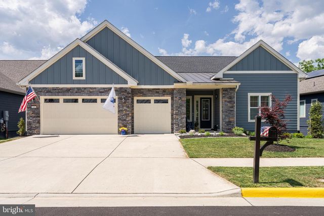 124 YELLOW BIRCH, Lake Frederick, VA 22630