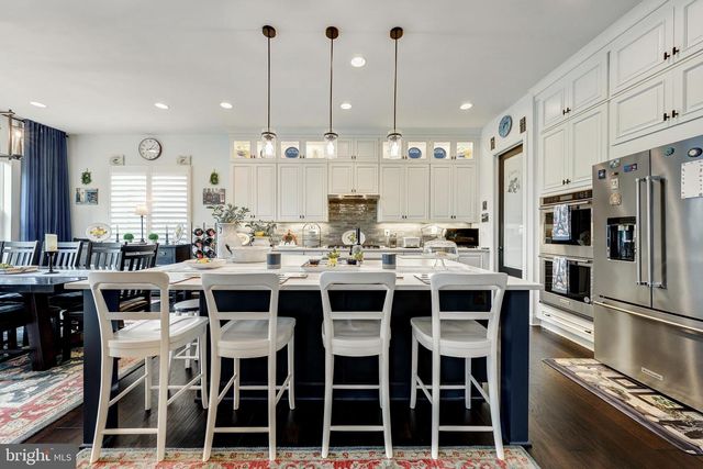124 YELLOW BIRCH, Lake Frederick, VA 22630