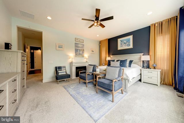 124 YELLOW BIRCH, Lake Frederick, VA 22630