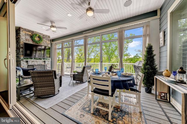 124 YELLOW BIRCH, Lake Frederick, VA 22630