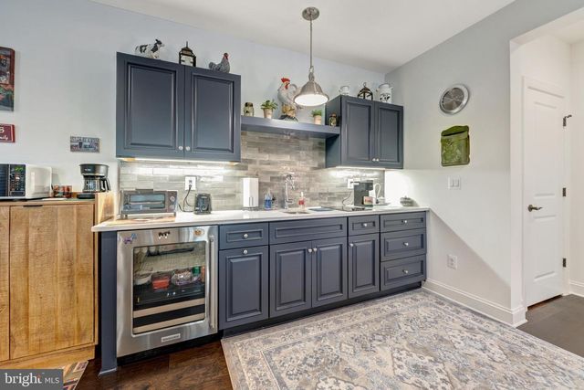 124 YELLOW BIRCH, Lake Frederick, VA 22630