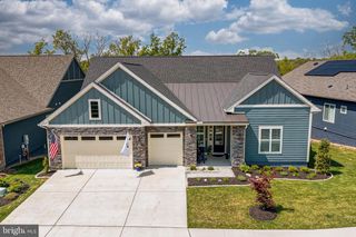 124 YELLOW BIRCH, Lake Frederick, VA 22630