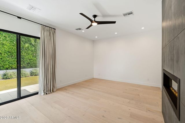 5529 N 2ND Place, Phoenix, AZ 85012
