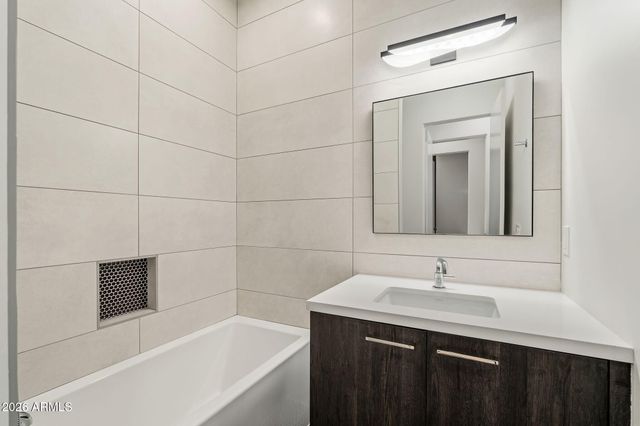 5529 N 2ND Place, Phoenix, AZ 85012
