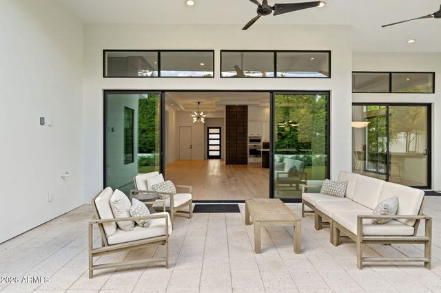 5529 N 2ND Place, Phoenix, AZ 85012
