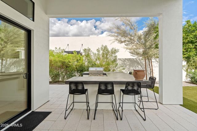 5529 N 2ND Place, Phoenix, AZ 85012