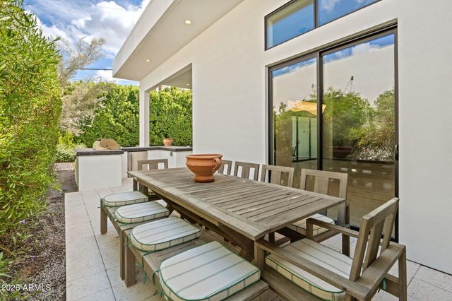 5529 N 2ND Place, Phoenix, AZ 85012