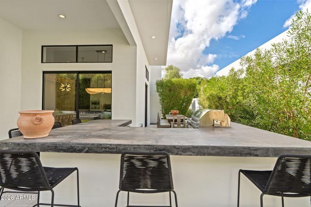 5529 N 2ND Place, Phoenix, AZ 85012