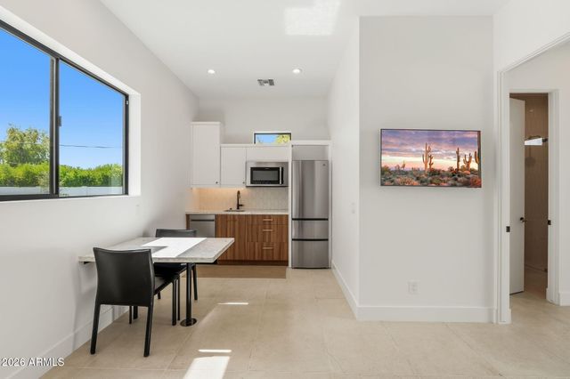 5529 N 2ND Place, Phoenix, AZ 85012