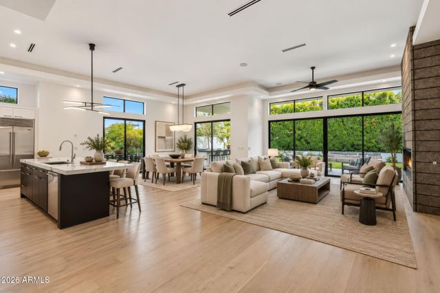 5529 N 2ND Place, Phoenix, AZ 85012
