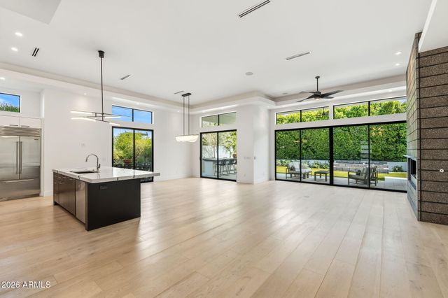 5529 N 2ND Place, Phoenix, AZ 85012