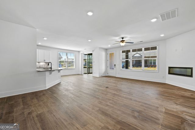 62 Thomaston Street 13, Newnan, GA 30263