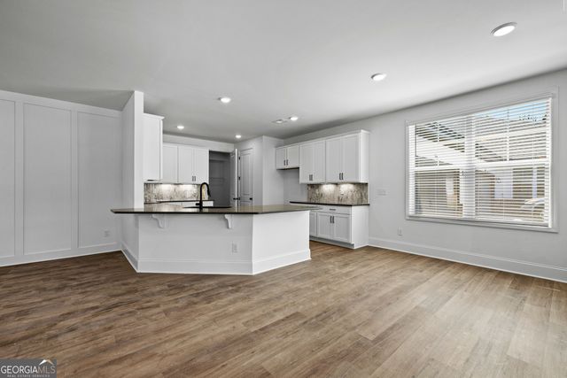 62 Thomaston Street 13, Newnan, GA 30263