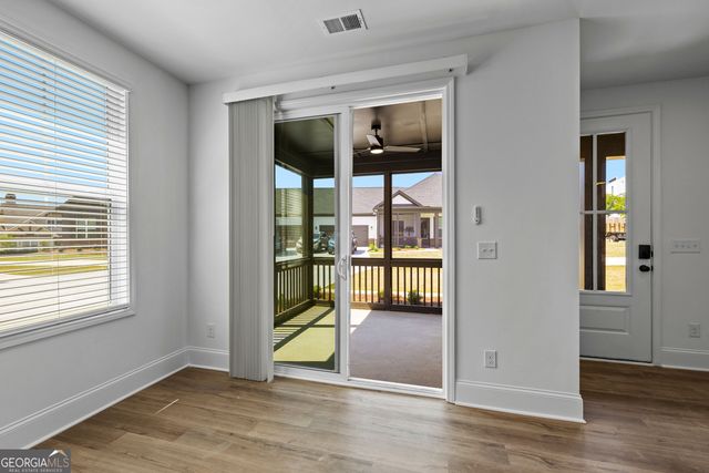 62 Thomaston Street 13, Newnan, GA 30263