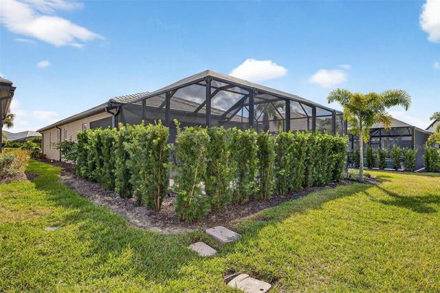 17744 SAVORY MIST CIRCLE, Lakewood Ranch, FL 34211