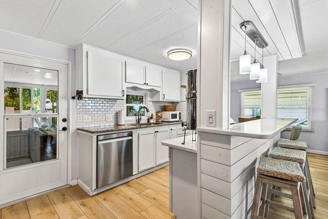 76 CABALLO WAY, Bradenton, FL 34209