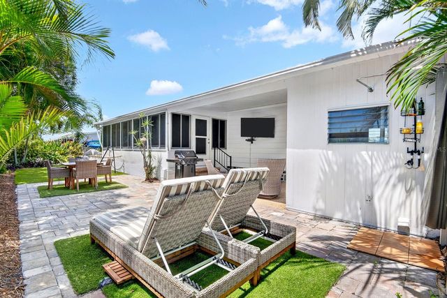 76 CABALLO WAY, Bradenton, FL 34209