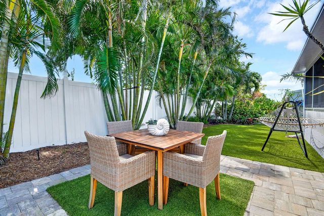 76 CABALLO WAY, Bradenton, FL 34209