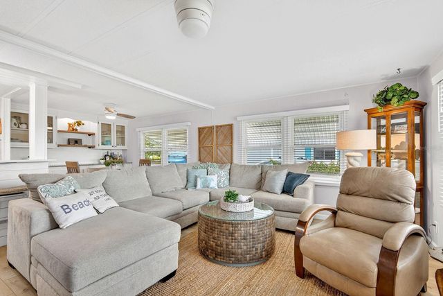 76 CABALLO WAY, Bradenton, FL 34209