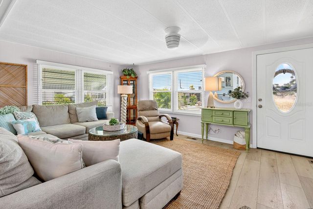 76 CABALLO WAY, Bradenton, FL 34209