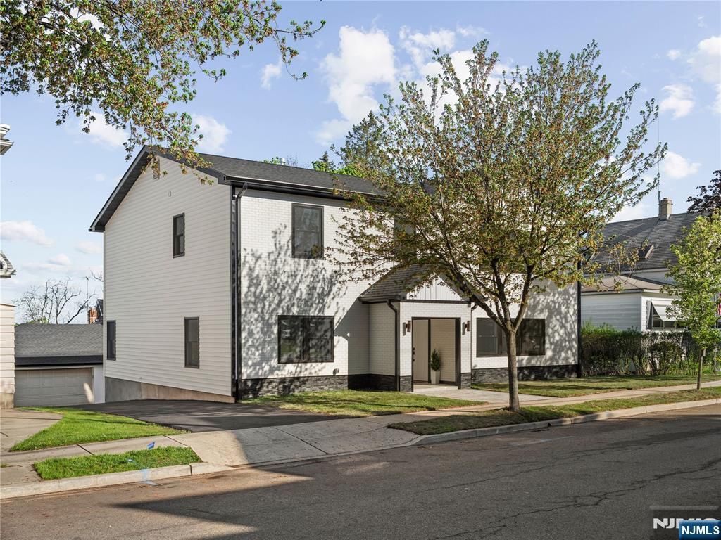 432 Jefferson Street 1, Carlstadt, NJ 07072