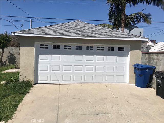 6511 W 87th Place, Los Angeles, CA 90045