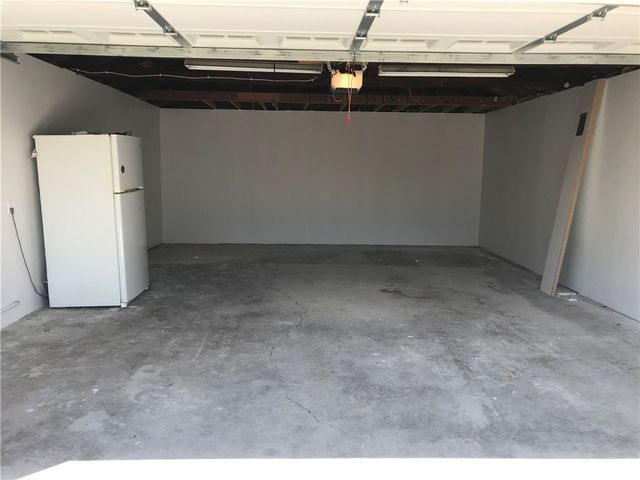 6511 W 87th Place, Los Angeles, CA 90045