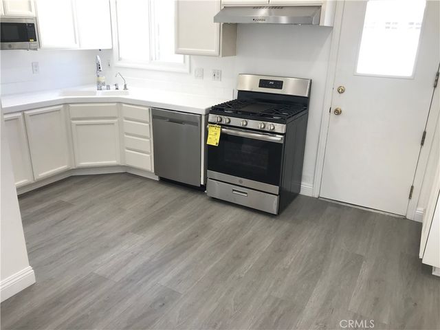 6511 W 87th Place, Los Angeles, CA 90045