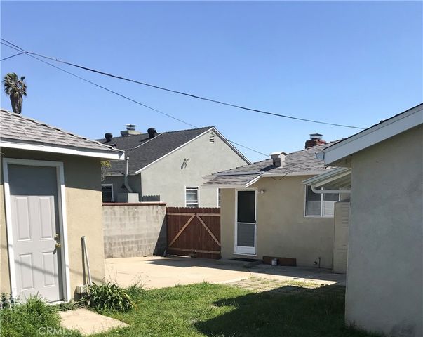 6511 W 87th Place, Los Angeles, CA 90045