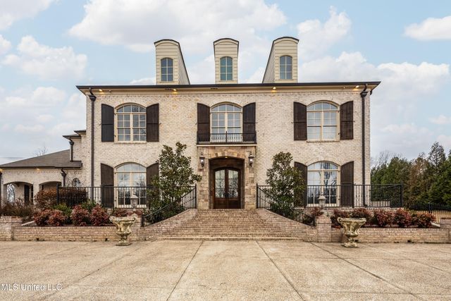 2466 Ross Road, Olive Branch, MS 38654