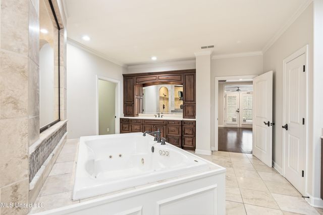 2466 Ross Road, Olive Branch, MS 38654