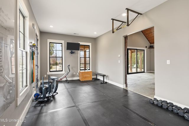 2466 Ross Road, Olive Branch, MS 38654